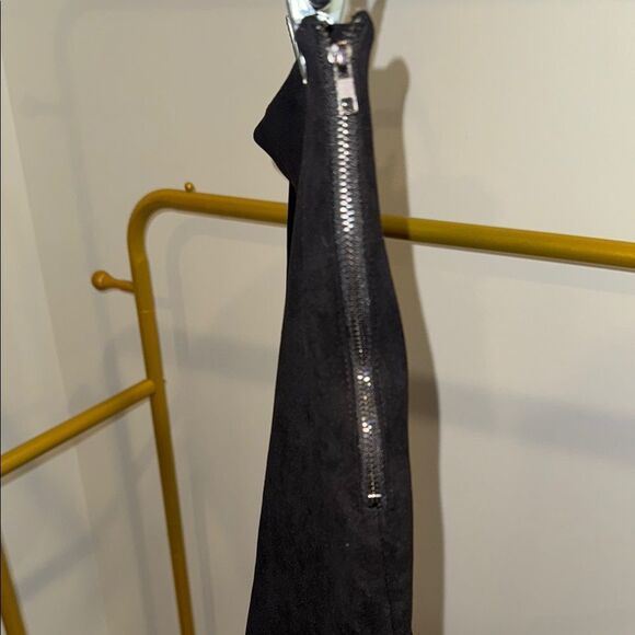 Black Suede Mini Skirt - Picture 5 of 7